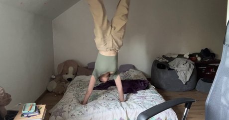 Sidneuke star top archive