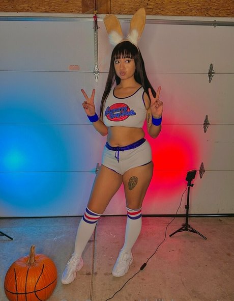 delilahmoonxtra model nudes gallery