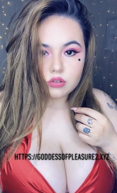 wiickedlotus model hot picture