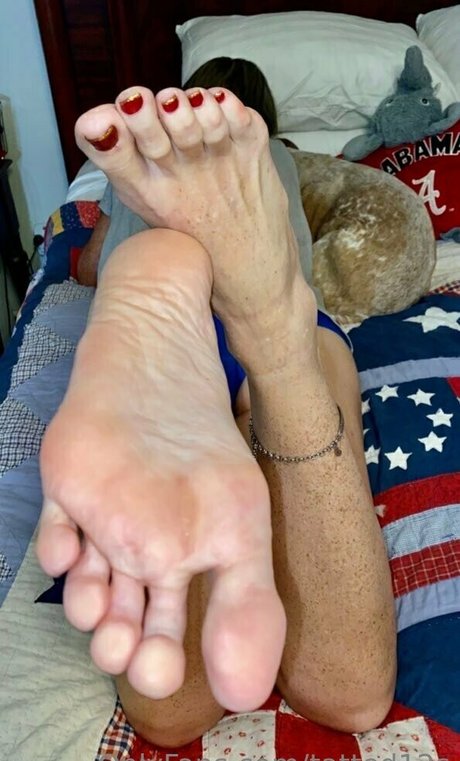 tatted12s star erotic archive