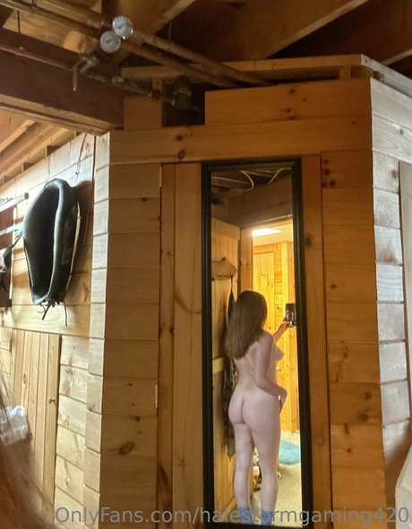 halestormgaming420 hot actress img