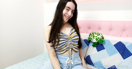 vicavitoria model pornographic photo