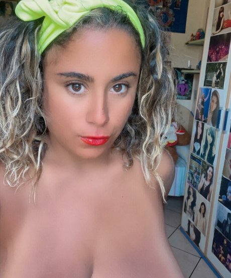 Lia Grimmie star nude pic