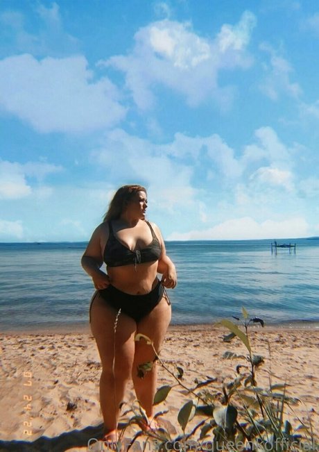 queenkofficial model free images