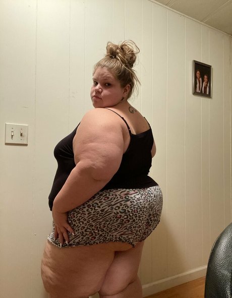 kali lov3_ nude actress photos