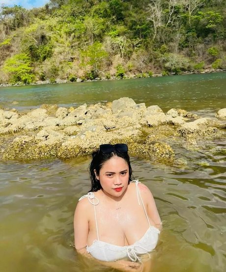 Joycen Artus model pornographic photo