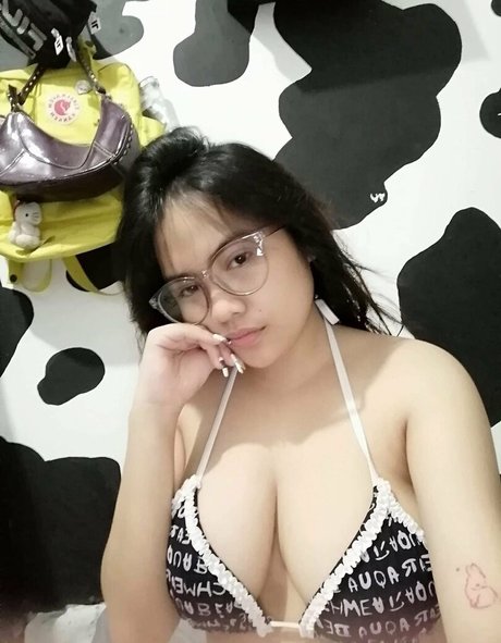 Joycen Artus erotic star pictures