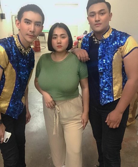 bunny cosplay onlyfans top image