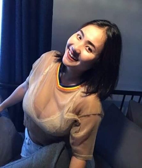 Phiromya Pangyouk hd pornstar photo