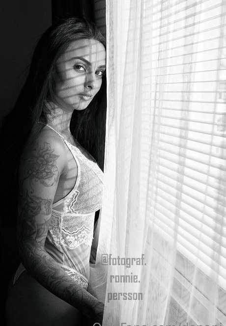 depani nice model images