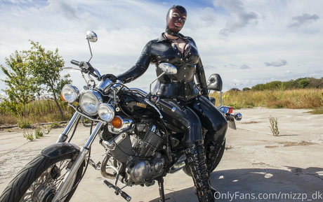 mizzp dk star hd pics