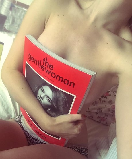 Vixylixxx high quality actress pic