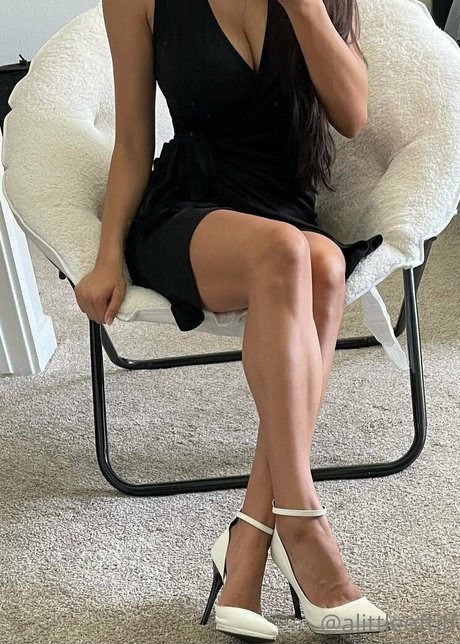 alittleoftiff hot actress photos