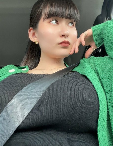 Ichika Miri porn star gallery