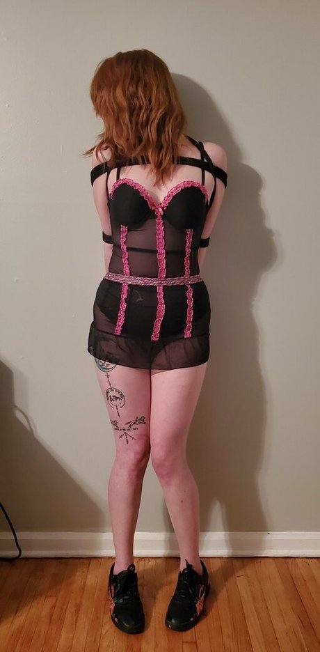 flow3r kitt3n best actress galleries