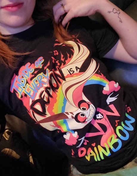 flow3r kitt3n nudes star img