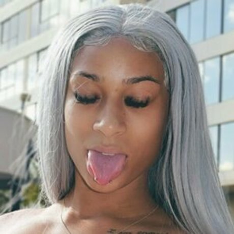 ilikemoneybye best pornstar img