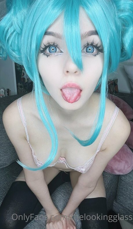 madnessalice model adult gallery