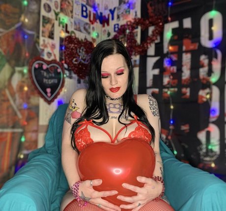 gothbunny6669 top star photo