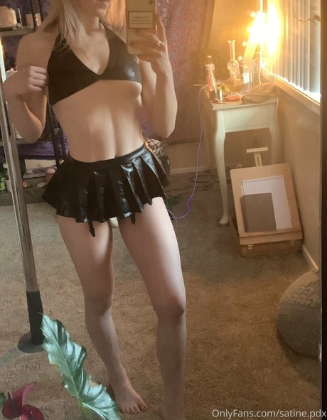 satine pdx pornstar free picture