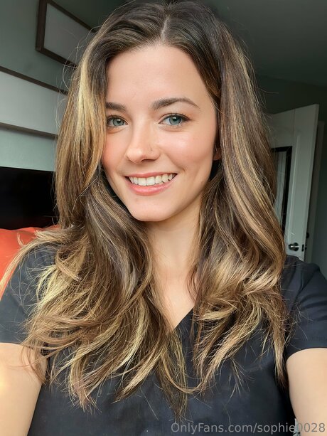 sophie0028 xxx actress pic