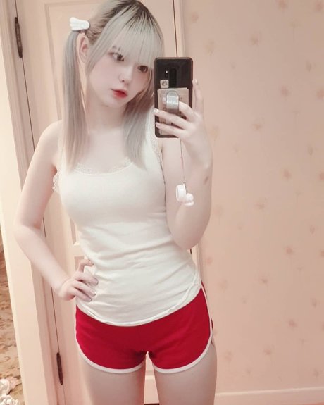 Tsuruko The Alien sex pornstar photos