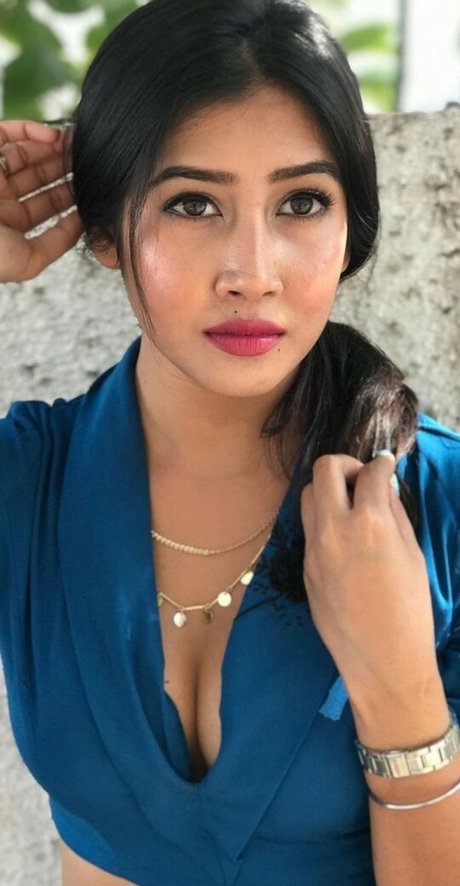 Sofia Ansari star porn photo