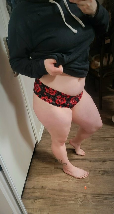 boootylicious95 xxx star pics