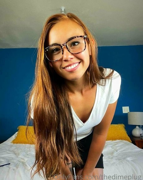 thedimeplug star high quality image