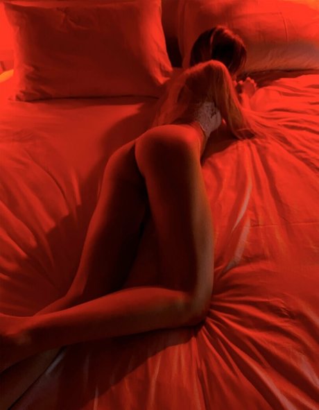 proudsinner model beautiful galleries