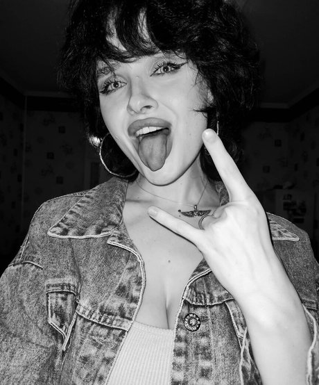 perfect shemale onlyfans hot sex image