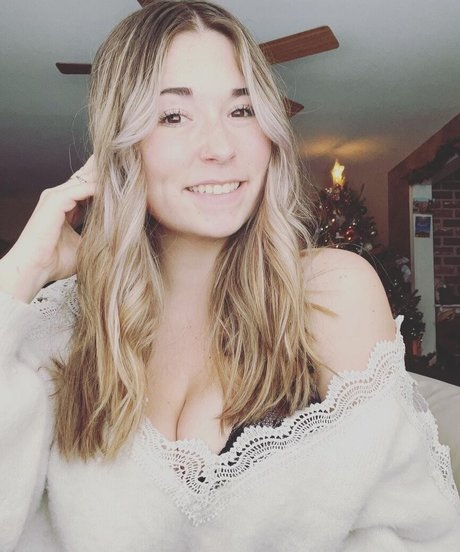 Cherrycgames adult model photos