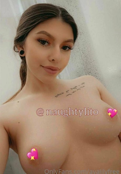 avalilyfree pornstar naked images