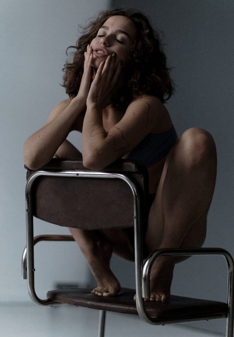 Its kalish pornstar sexy photos