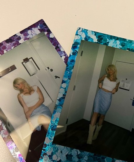 Kayla A model nude archive