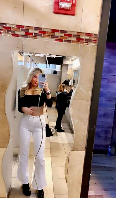 Kayla A xxx pornstar picture