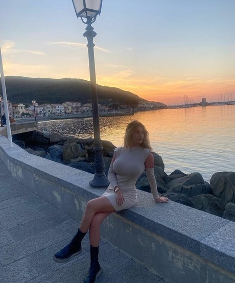 Chiara Gariboldi hot star pics