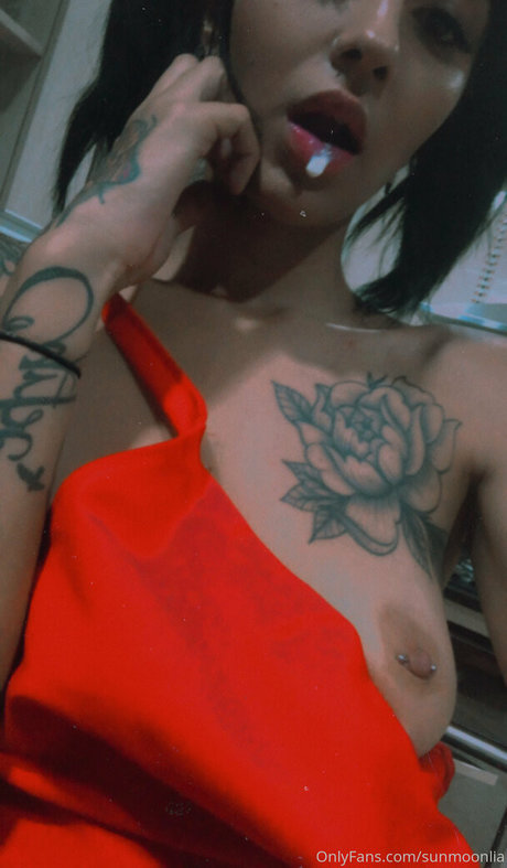 sunmoonlia free pornstar photos