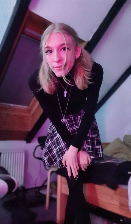 Lenathelicious porn actress pics