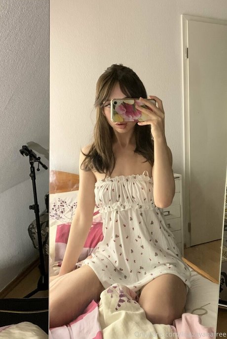 littledaisyfree exclusive pornstar pic