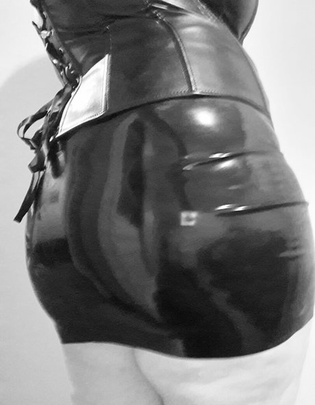 therealmisskat exclusive pornstar photos