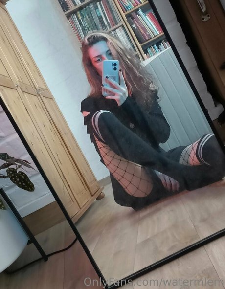 yona ghoul adult model photo