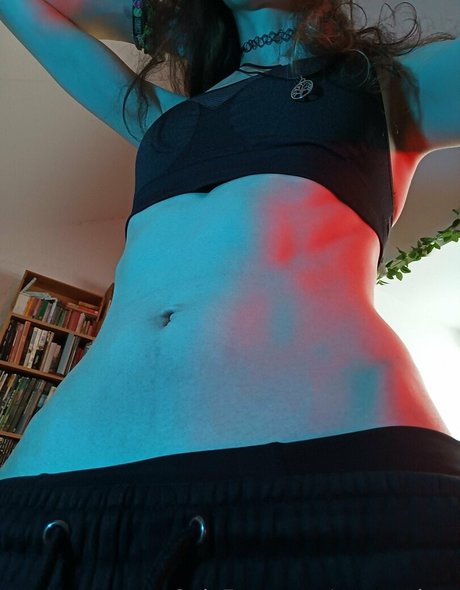 yona ghoul top actress pics