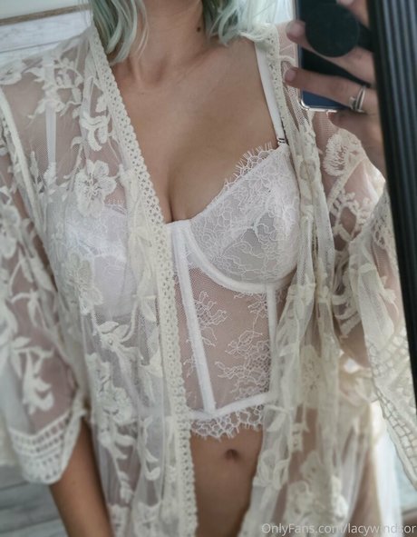 lacywindsor erotic pornstar images