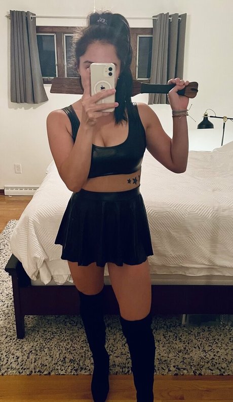 dark blue nudes model photos