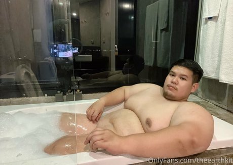 theearthkit xxx model photos