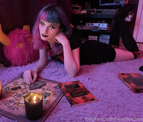 heartfirecams pornographic model images