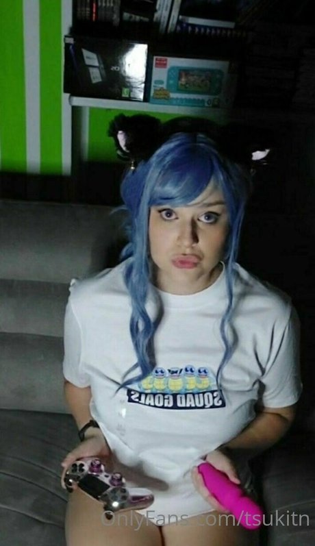 tsukitn pornstar beautiful photo