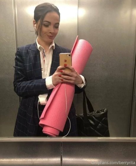 berryrita model photos
