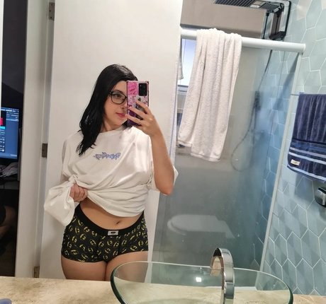 leni sla nice star photo